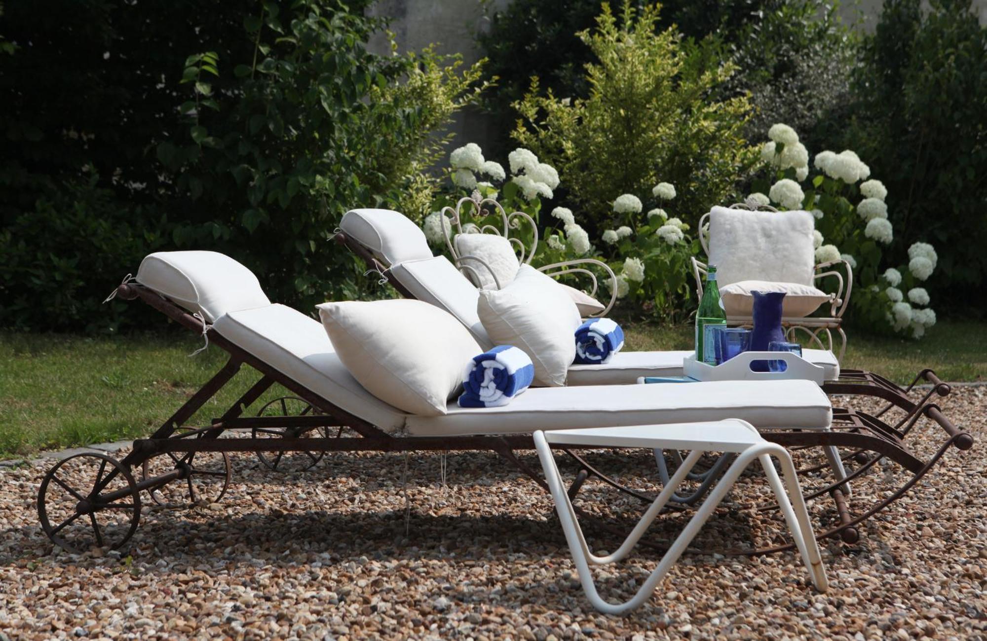 Une Maison, Un Jardin Berthenay ภายนอก รูปภาพ
