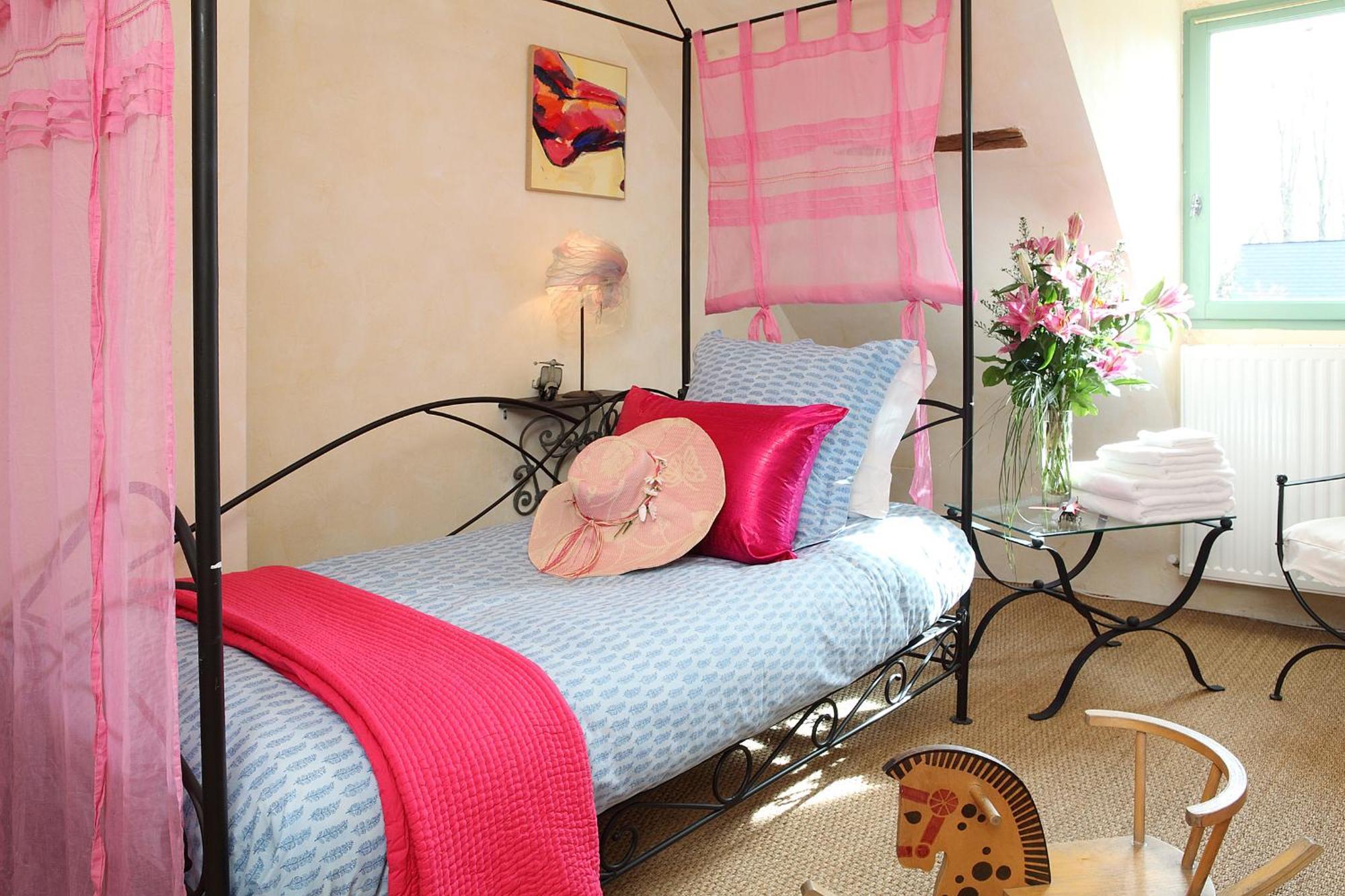 Une Maison, Un Jardin Berthenay ภายนอก รูปภาพ